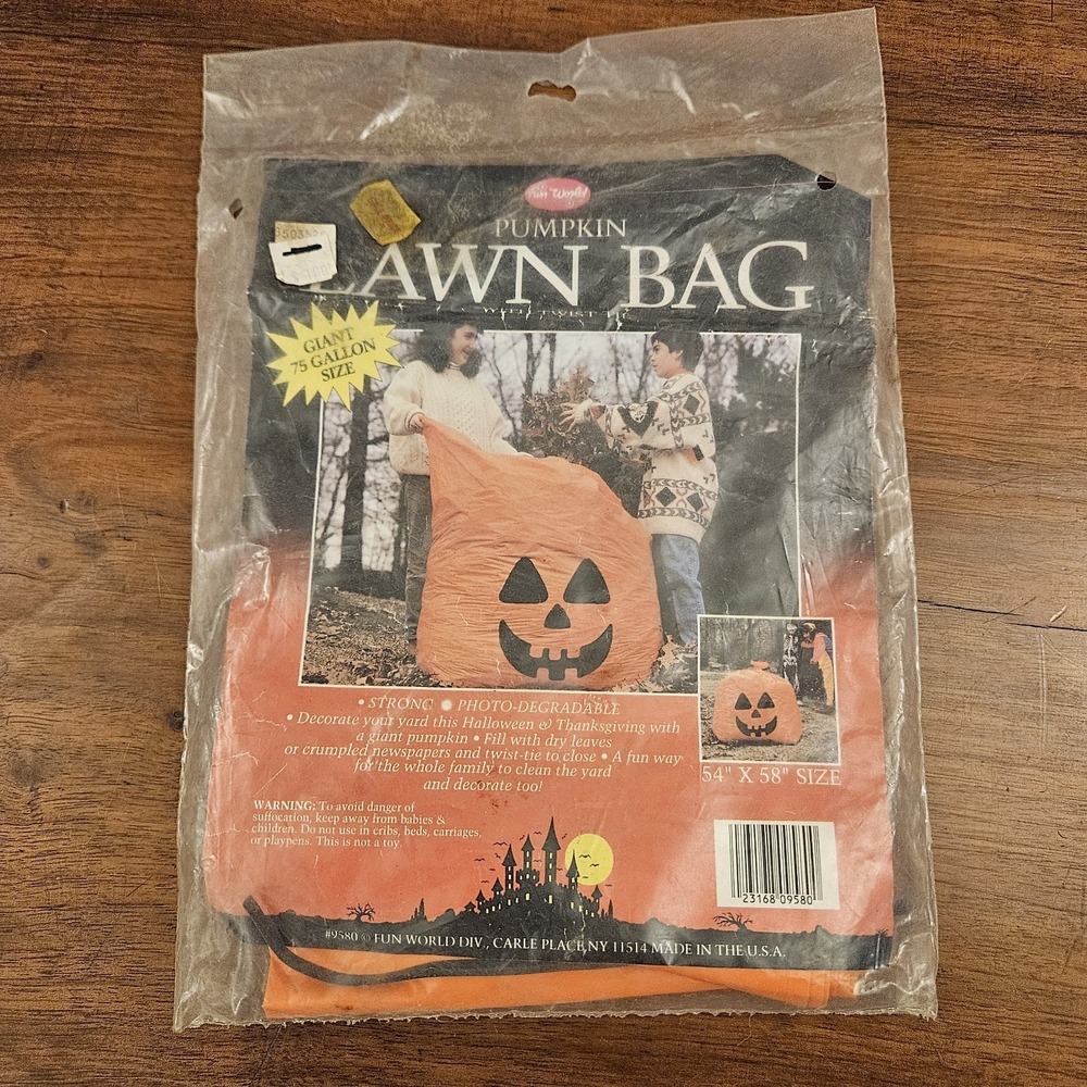 Fun World Jack O'Lantern Pumpkin Leaf Big Lawn Bag Halloween Yard Decor 54x58in